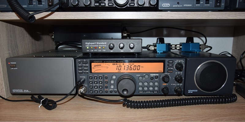 Von Kenwood überzeugt, war der nächste TRX ein TS-570D.