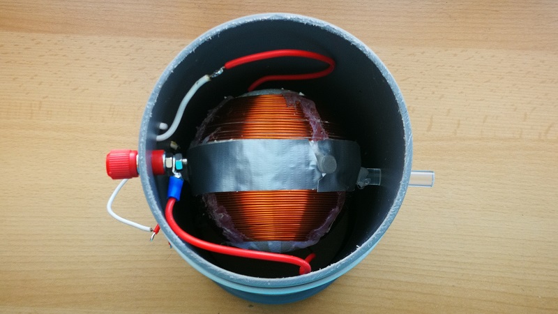 Die Kugelspule in Stellung kleinste Induktivität...