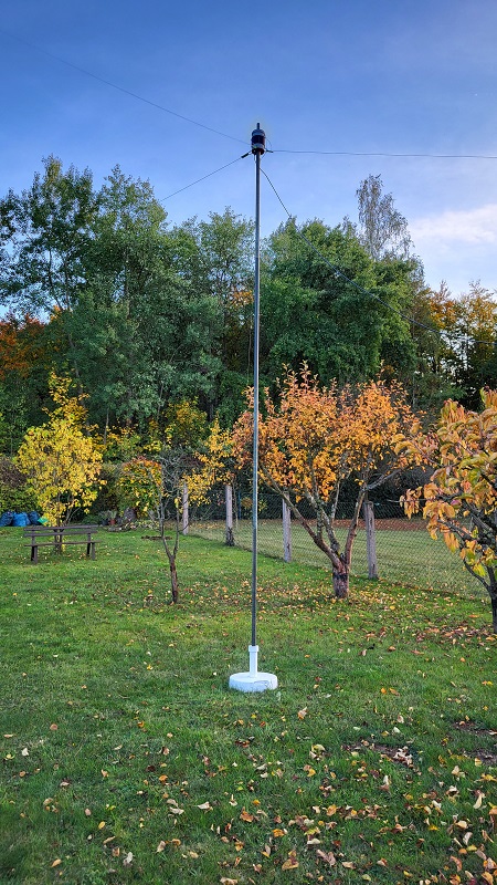 Der 4-teilige GFK-Steckmast